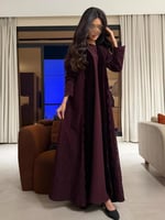 عباية مخمل كوري مع الدانتيل