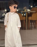 بروش الكتف بالاسم أنيق