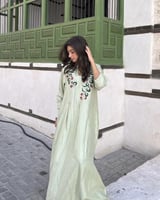 جلابية كبار- باللون التفاحي - لنن حرير طبيعي