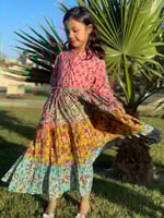 جلابية أطفال بنات- ملونة و مشجرة