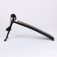 مقعد تمارين منحنٍ