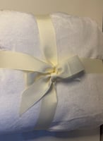 بطانيه ابيض ساده