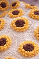 بطانية أزهار الربيع بخيوط البرفي