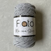 خيوط فلاتو مكرمية سترنق رمادي فاتح