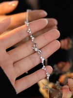 سوار العقدة الأنيقة