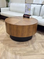 طاولة خشب كبير مفرد