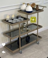 عربية تقديم