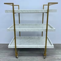 عربية تقديم