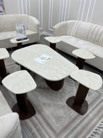 طاولات ضيافة