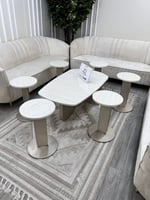 طاولات ضيافة