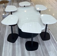 طاولات ضيافة