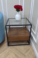 طاوله جانبية