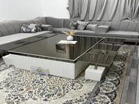 طقم طاولات ضيافة