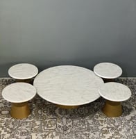 طاولات ضيافة