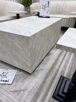 طاولات ضيافة