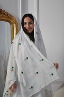 طرحه تطريز ذهبي وأخضر سيفين ونخله