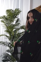 طرحه تطريز ذهبي وأخضر سيفين ونخله اسود