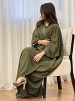 بشت نسائي مقلم خرز لون زيتوني