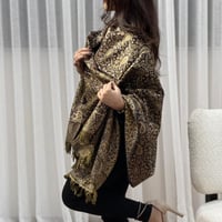 شال كشميري اسود لون ذهبي