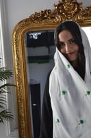 طرحه تطريز ذهبي وأخضر سيفين ونخله