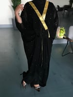 بشت نسائي أسود تطريز ذهبي