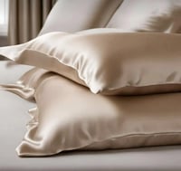 غطاء وسادة ( مخدات حرير 100٪) بلون بيج