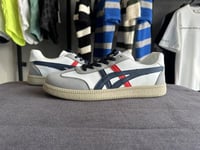 SHOES BLUE AND WHITE