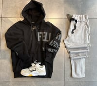 طقم بلوفر + بنطلون