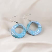 حلقان من الصلصال الحراري