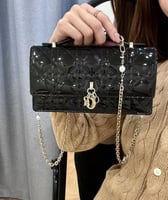 حقيبة ديور - DIOR ليدي كلاتش مقاس 21cm