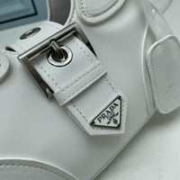 حقيبة برادا - PRADA