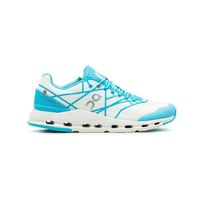 Shose On Running Cloud nova