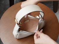 قوتشي Aphrodite مقاس 21cm