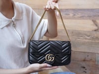 قوتشي جي جي مارمونت مقاس 21cm