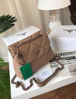 حقيبة برادا - PRADA