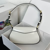 حقيبة برادا - PRADA