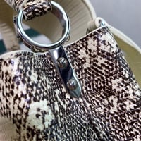 لوي فيتون Capucines مقاس 21cm