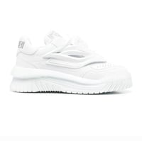 حذاء فرزاتشي Versace