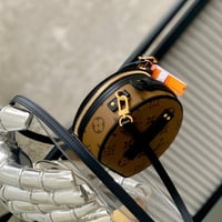 لوي فيتون Mini Boite Chapeau مقاس13cm