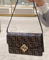 فندي Baguette مقاس 21cm