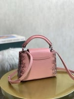 لوي فيتون Capucines مقاس 21cm