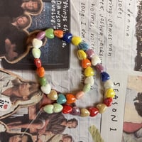 قلوب زجاجية