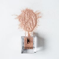 سباركلز غليتر من كاركتر