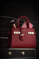 شنطة يد وكتف جلد نسائي من ستيفانو