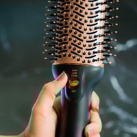 مصفف شعر يبون 1200 واط RE-2128