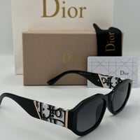 نظارة ديور قماش أبيض