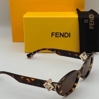 نظارة فيندي تايقر عين القط بعدسة بُني