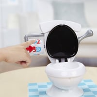 لعبة تحدي المرحاض