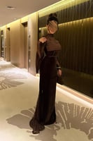 فستان سهرة انيق بلمسات دانتيل