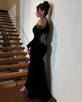 فستان اسود بتطريز انيق